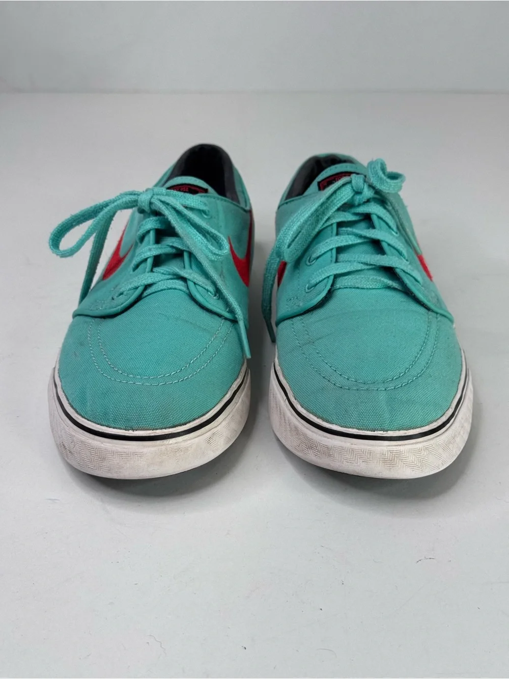 Stefan Janoski Nike Teal Canvas skateboarding Sneakers with Red Swoosh size 8.5